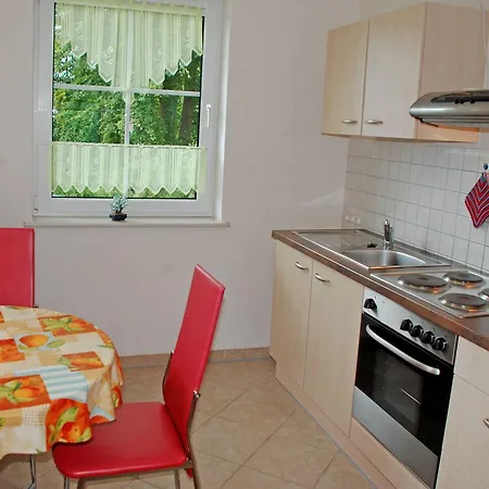 Lisa Quarto em Acomodações Particulares *